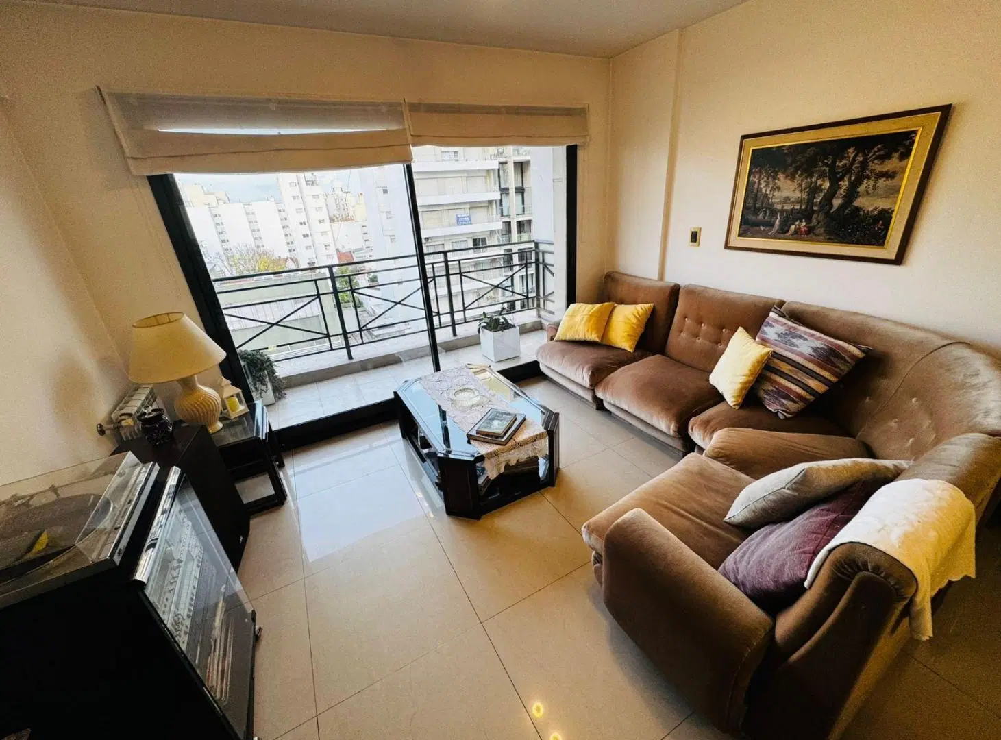 Departamento de tres ambientes con cochera en Av. Colon 3000 3