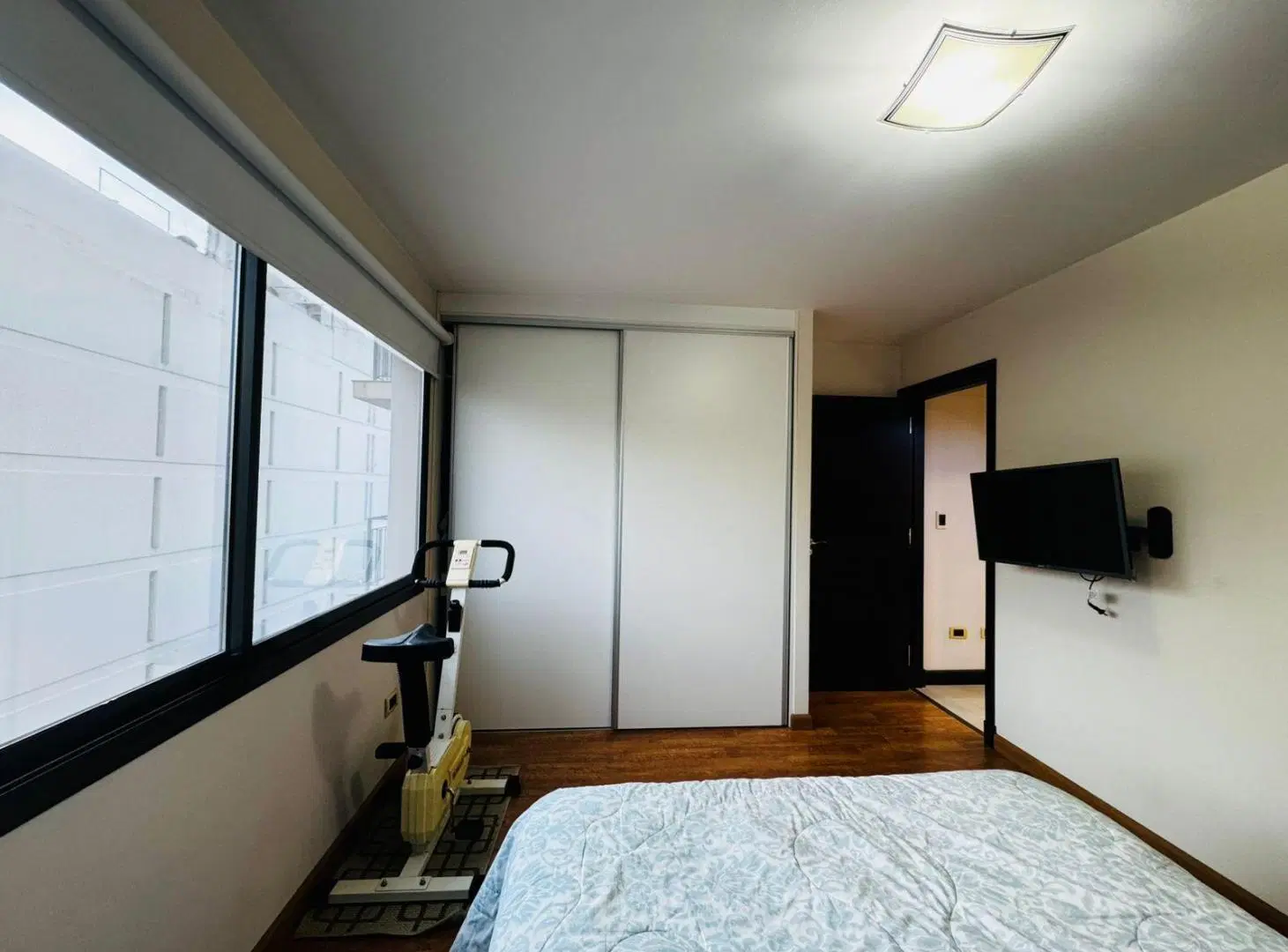 Departamento de tres ambientes con cochera en Av. Colon 3000 8