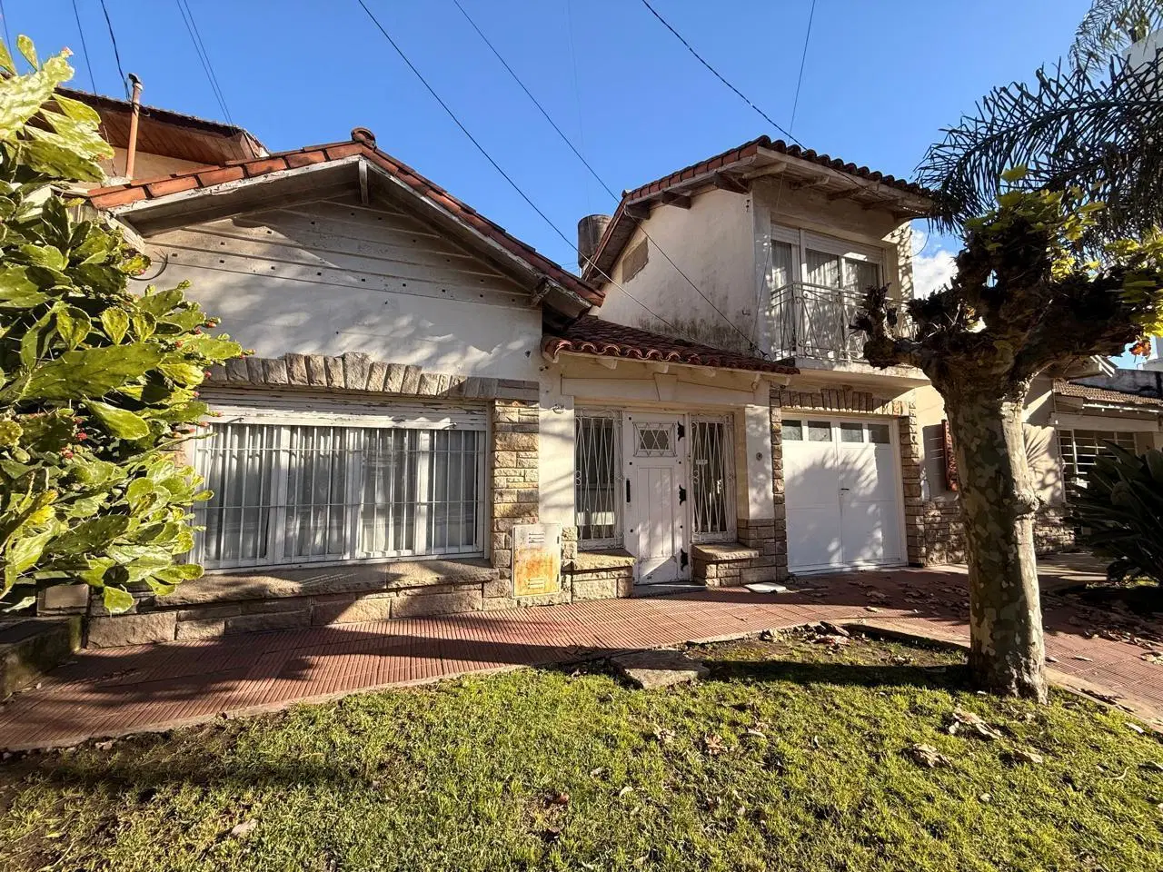 Casa en Azcuenaga 2800 de cuatro ambientes con garage 5