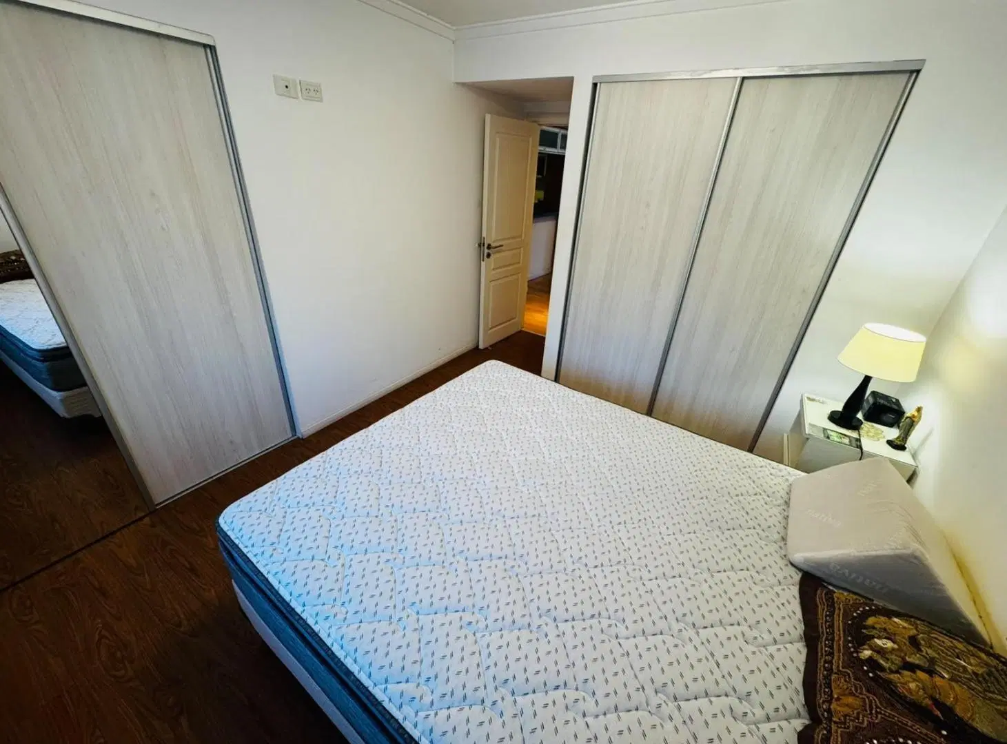 Departamento de tres ambientes con cochera en alquiler 24 meses 5