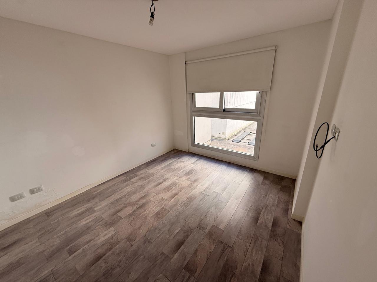 Foto de Departamento de tres ambientes en alquiler con cochera cubierta, imagen 4