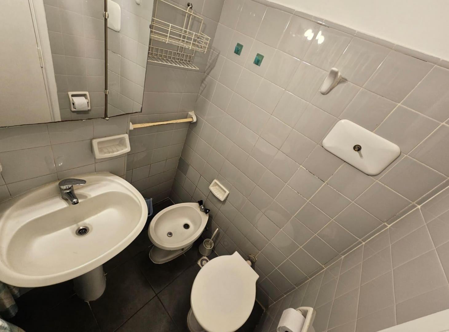 Foto de Departamento de un ambiente amoblado en alquiler, imagen 3