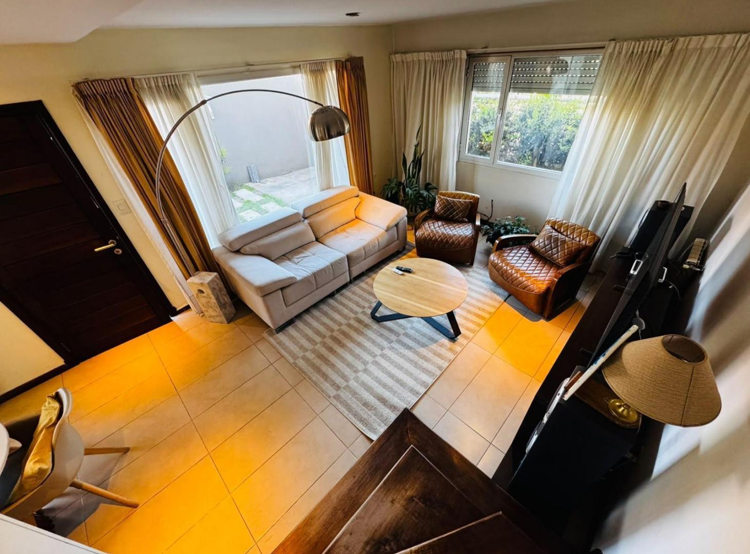 Foto de Duplex de tres ambientes con entrada de auto en Dorrego 4200, imagen 5
