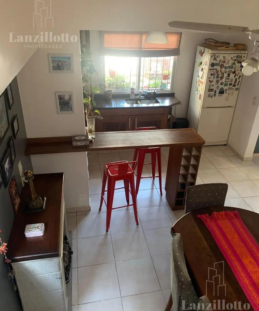 Casa 4 ambientes apto credito en Lanús Este 3