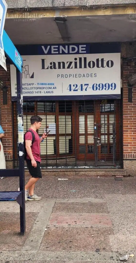 VENTA DE LOCAL  EN INMEJORABLE ZONA COMERCIAL 3