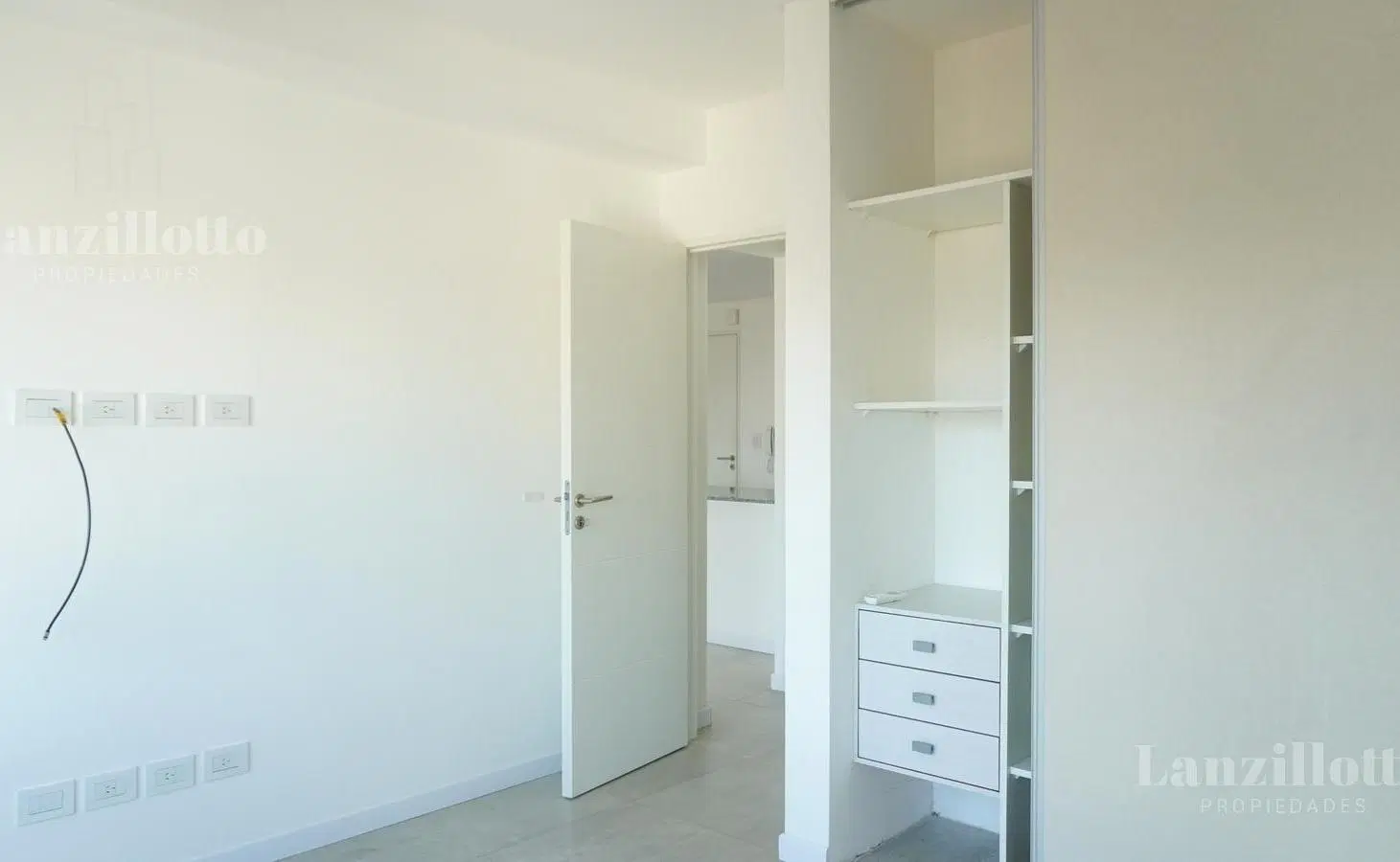 Alquiler departamento 2 amb. en Torre de Categoría 8