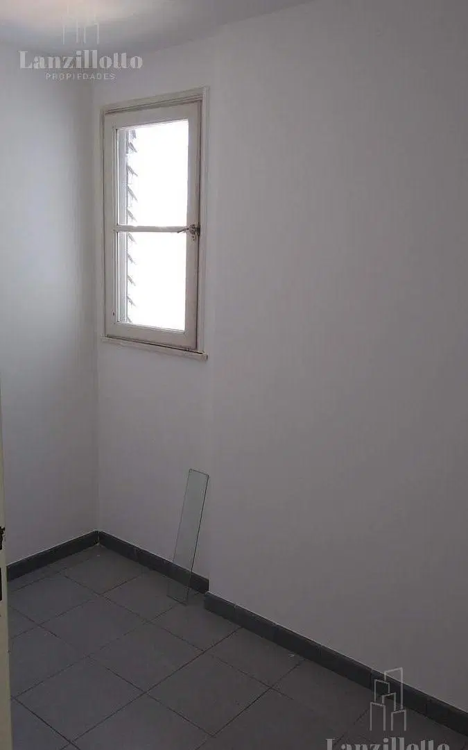 Departamento 2 ambientes en alquiler - Lanús Este 3