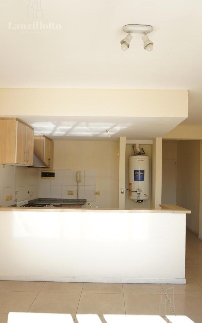 Foto de Departamento 2 ambientes en alquiler en Lanús Este, imagen 2