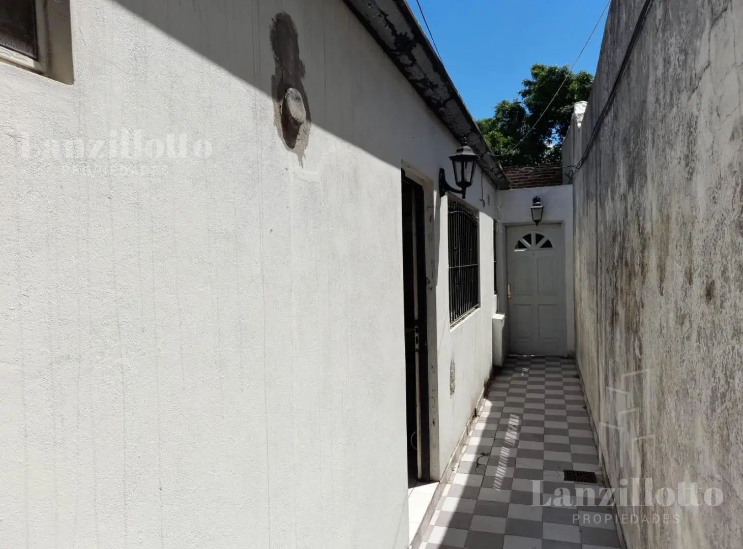 PH en Lanús Oeste 8
