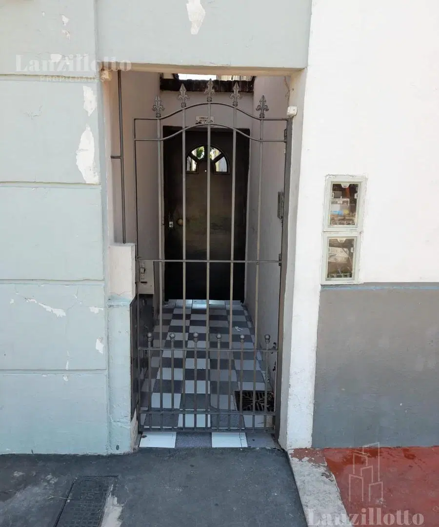 PH en Lanús Oeste 3