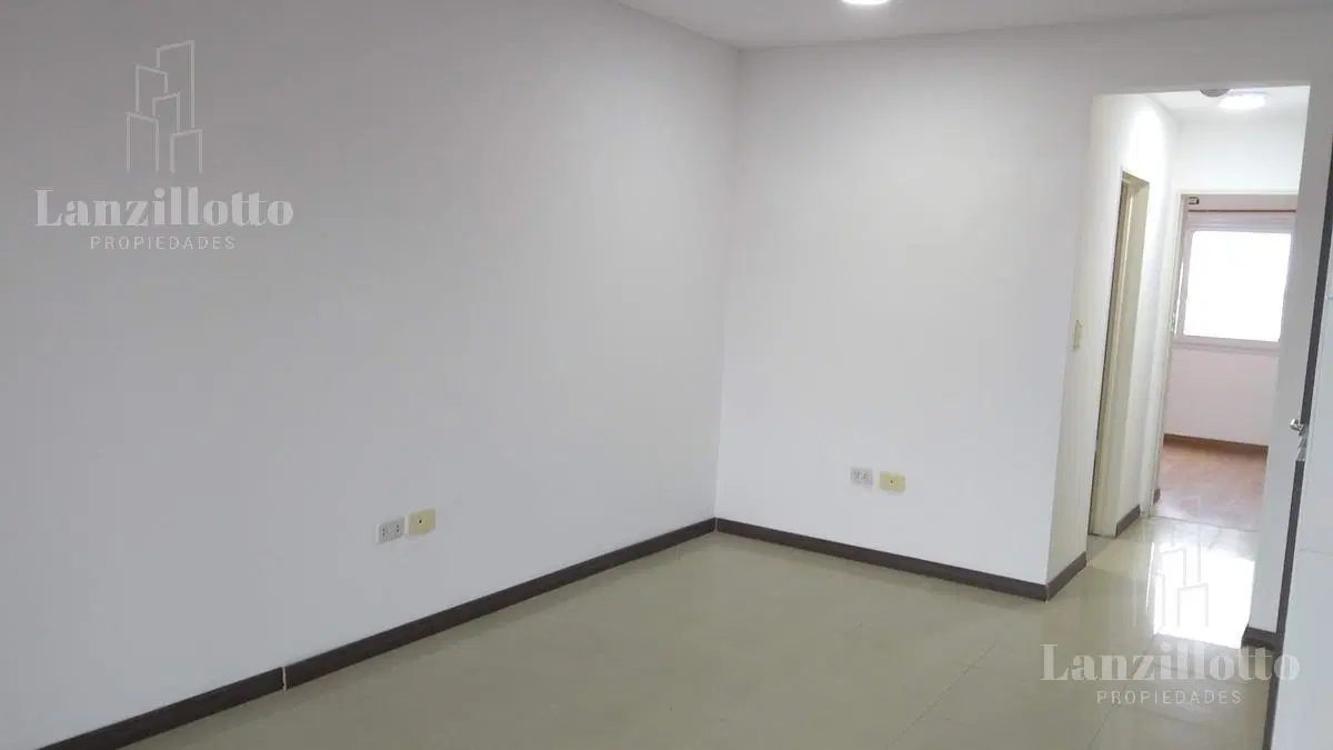 Departamento 2 ambientes en alquiler - Lanús Este 3