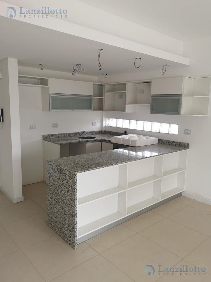 Foto de Departamento 2 ambientes con cochera en alquiler - Lanús Este, imagen 5