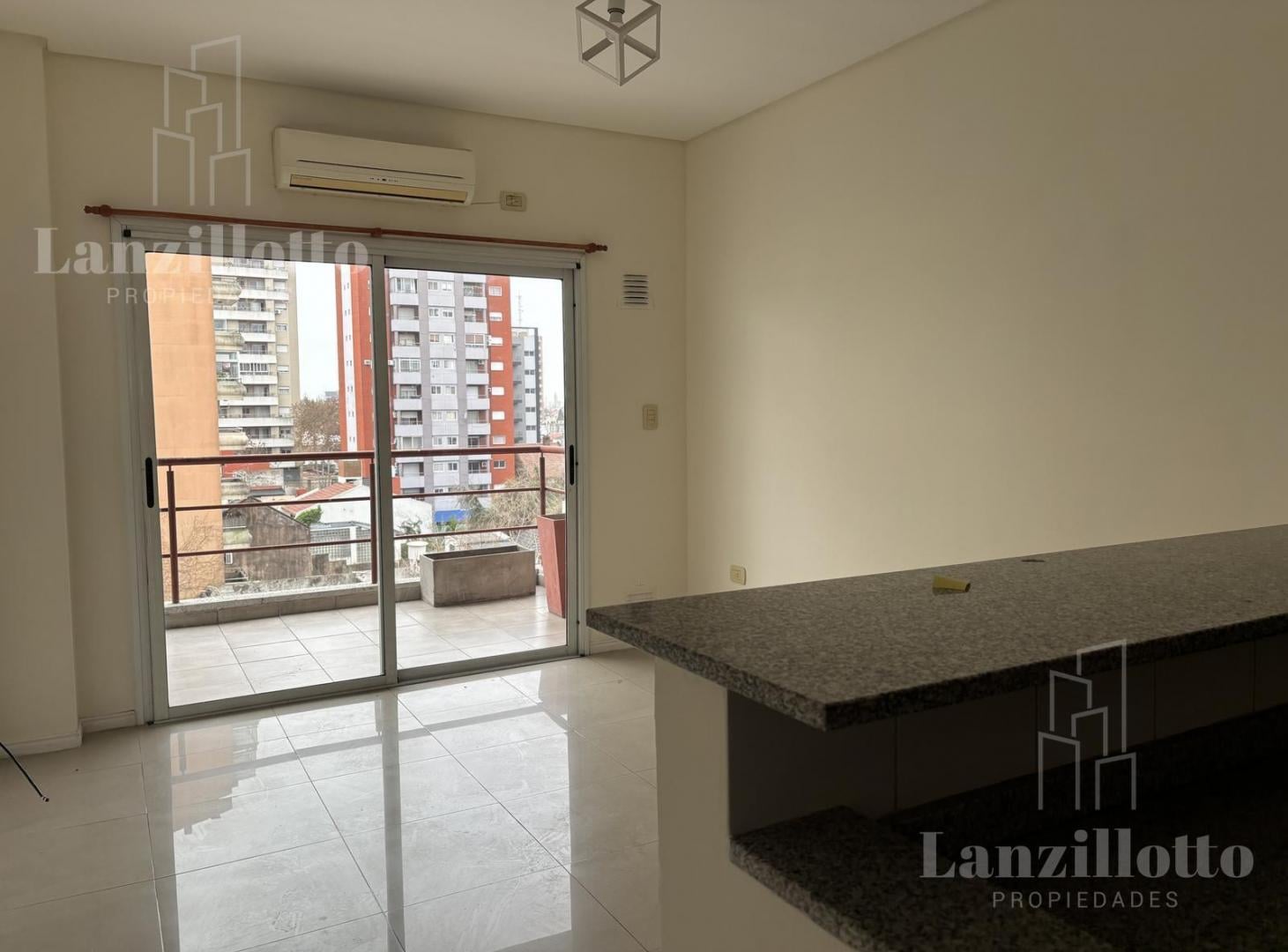 Foto de Departamento 2 ambientes en alquiler en Lanús Este, imagen 3