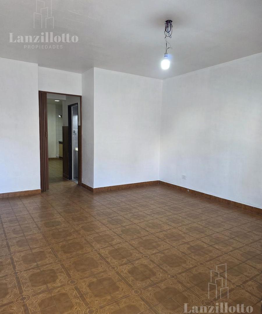 Foto de PH en Lanús Oeste, imagen 1