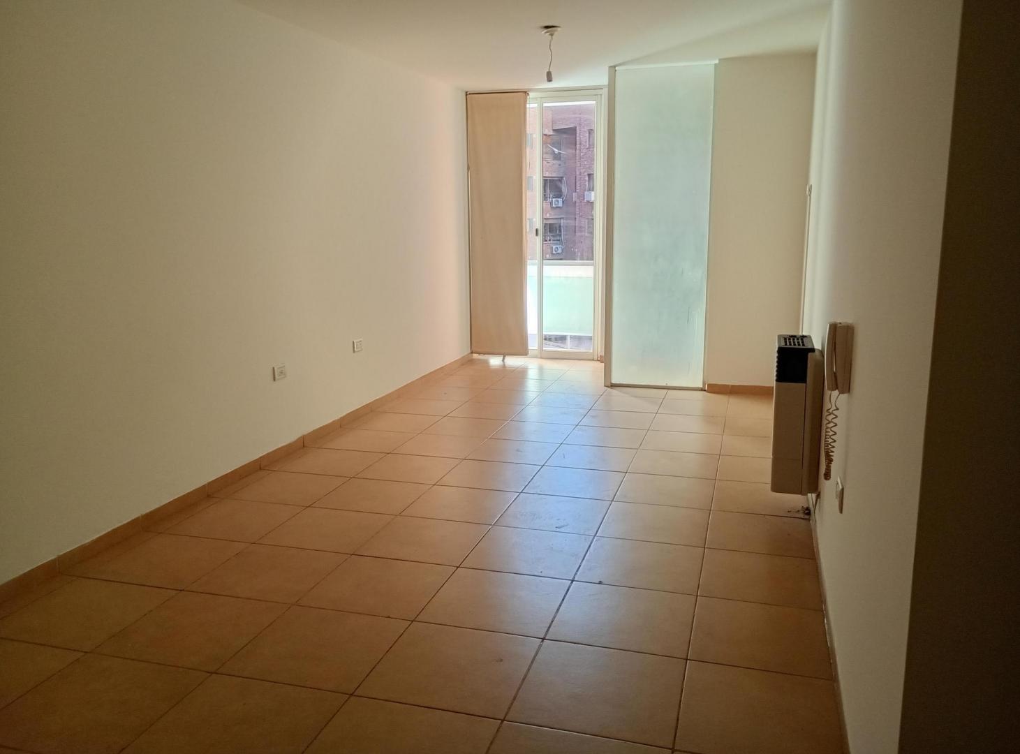 Foto de DOS DORM CON BALCON EN CALLE BS AS - B NUEVA CORDOBA, imagen 2