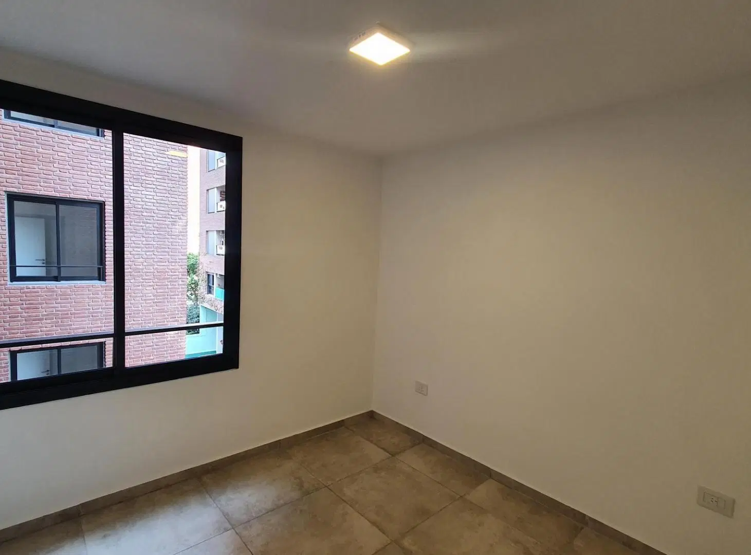 DPTO 1 DORM SEMI-NUEVO - B GUEMES 3