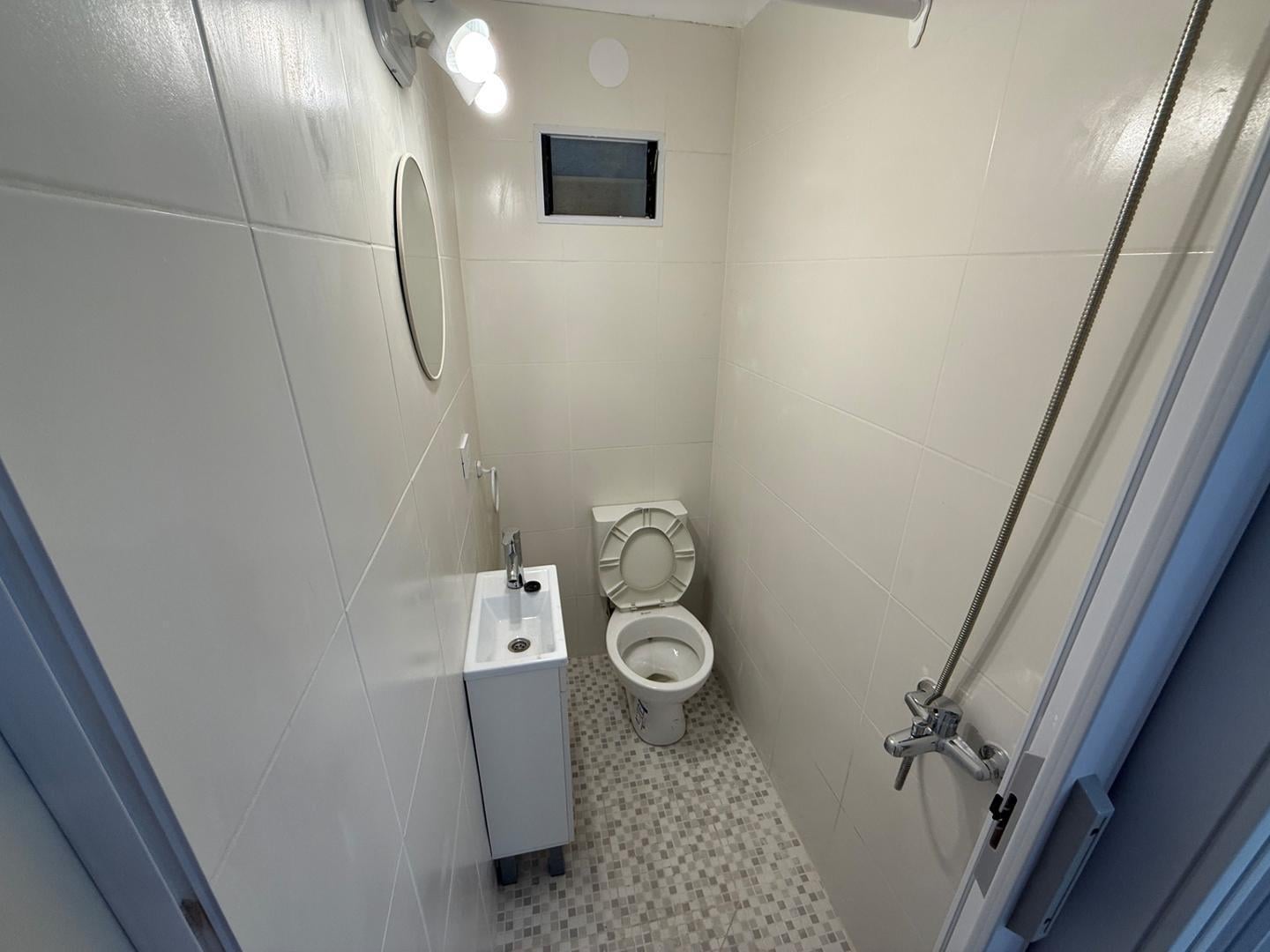 Foto de MONOAMBIENTE EN ALQUILER REFACCIONADO, imagen 2