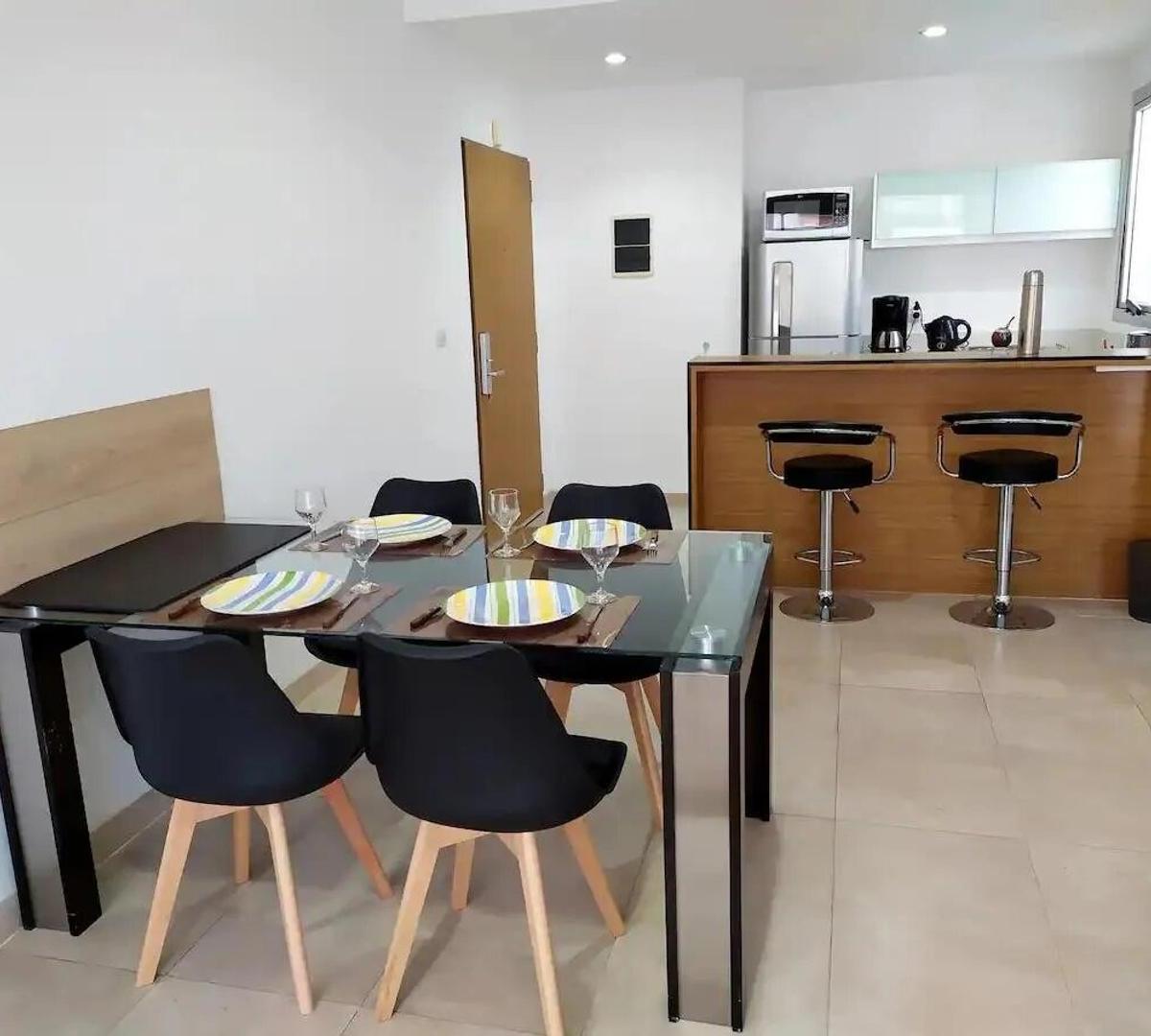 Venta de Dos Amb en Belgrano con Pileta, Sum y Laundry! 3