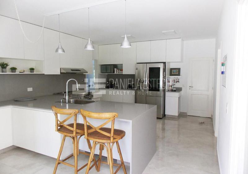 D. Esteche Realty & Home Casa - Ayres de Pilar 5
