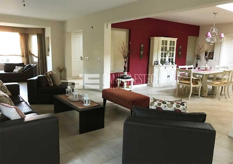 Daniela Esteche Realty & Home. Venta Propiedad en Villa Olivos