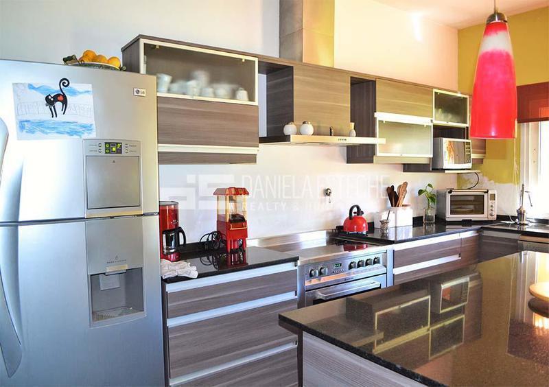 Daniela Esteche Realty & Home La Peregrina Casa Neoclasica 3