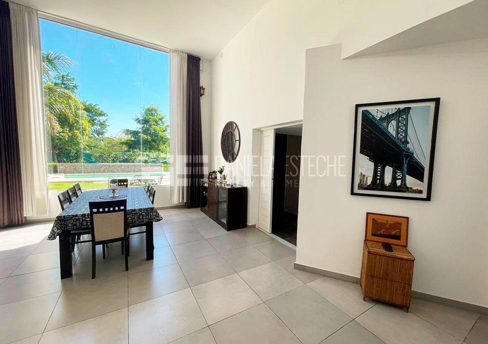 Casa en Ayres Plaza