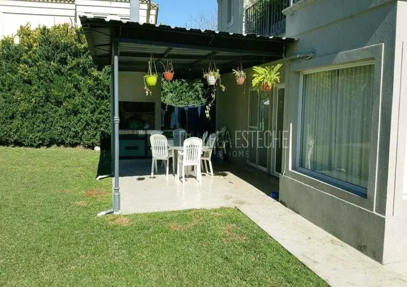 Ayres de Pilar . Casa Clasica 8