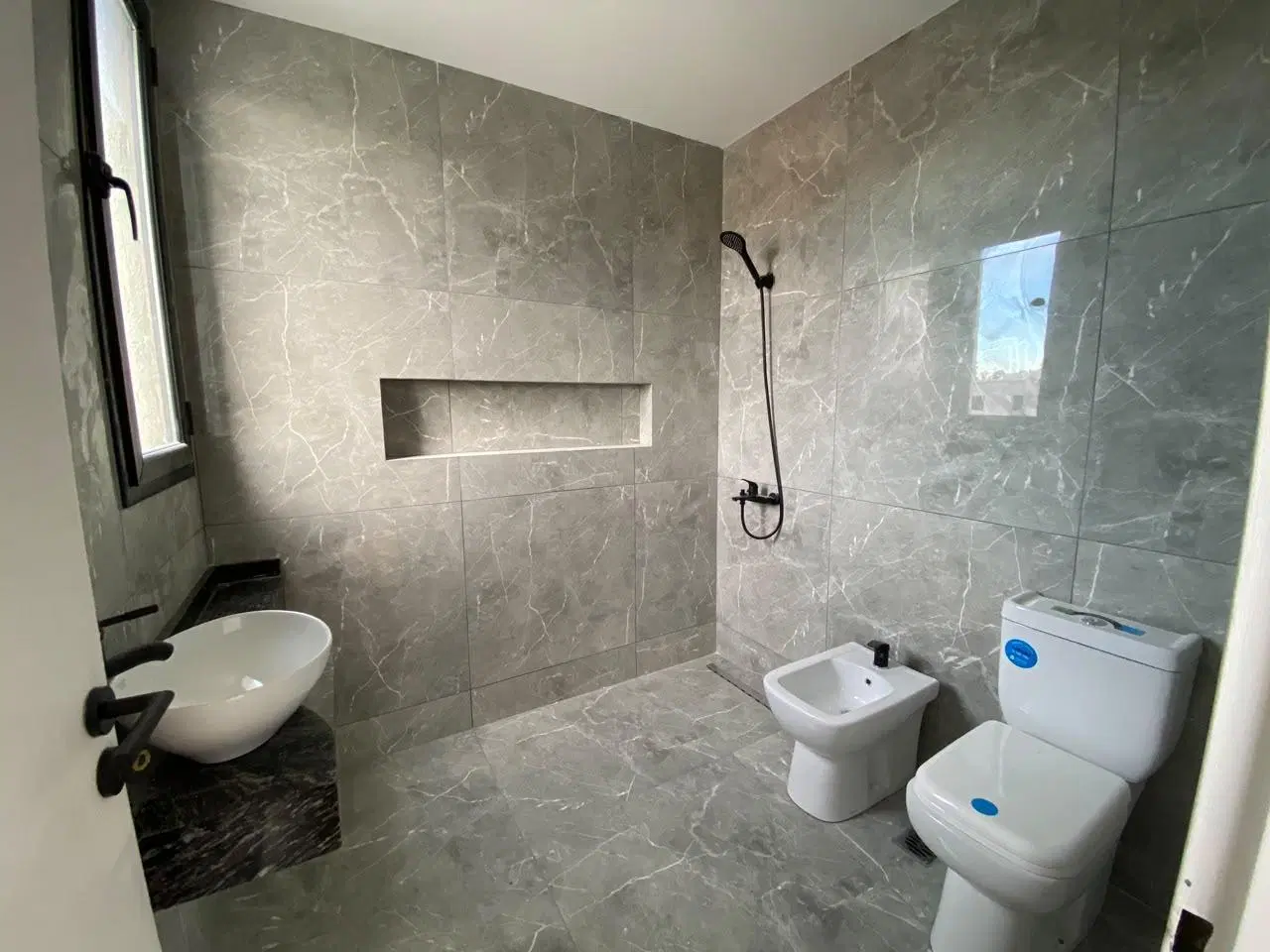 Casa Twin en Spring Park 3