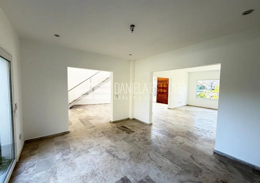 Casa en Ayres de Pilar moderna 1