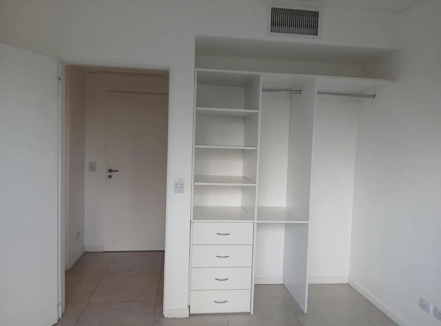 Departamento en Villa del Lago con vista al lago 8