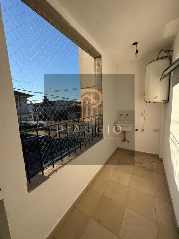 DEPARTAMENTO 3 AMBIENTESEN ALQUILER CON PATIO 4