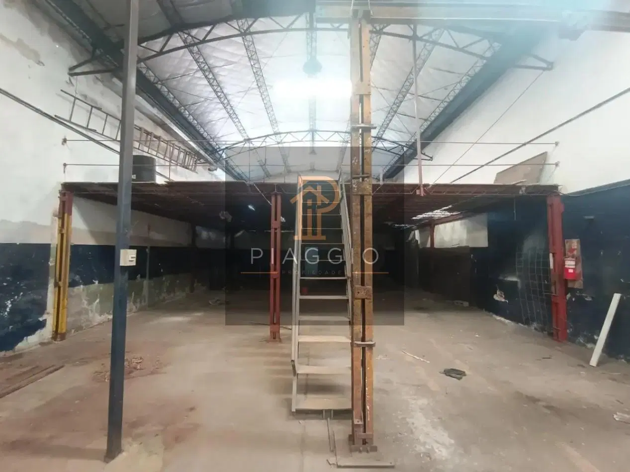 GALPON INDUSTRIAL EN ALQUILER VILLA BOSCH 5