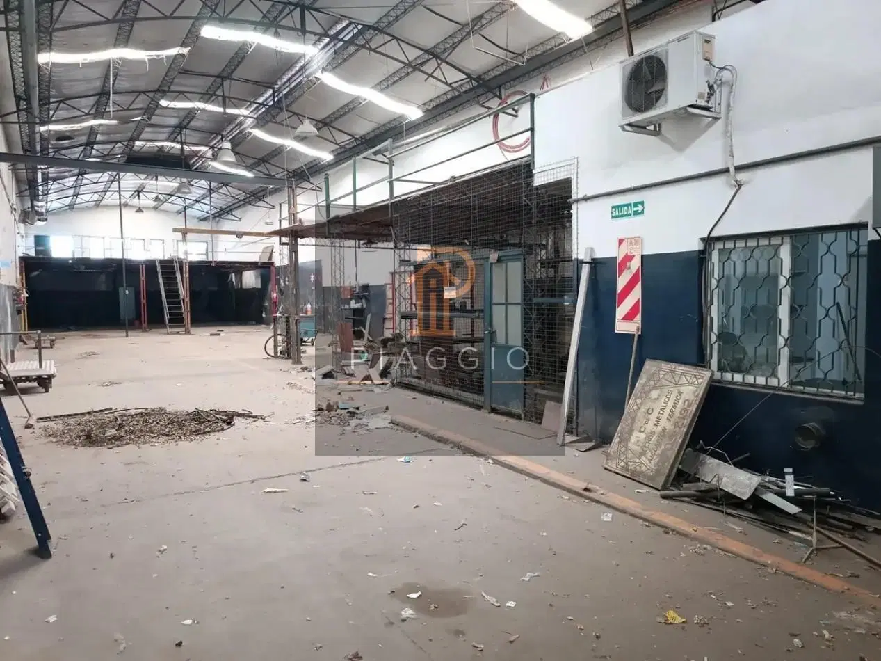 GALPON INDUSTRIAL EN ALQUILER VILLA BOSCH 4