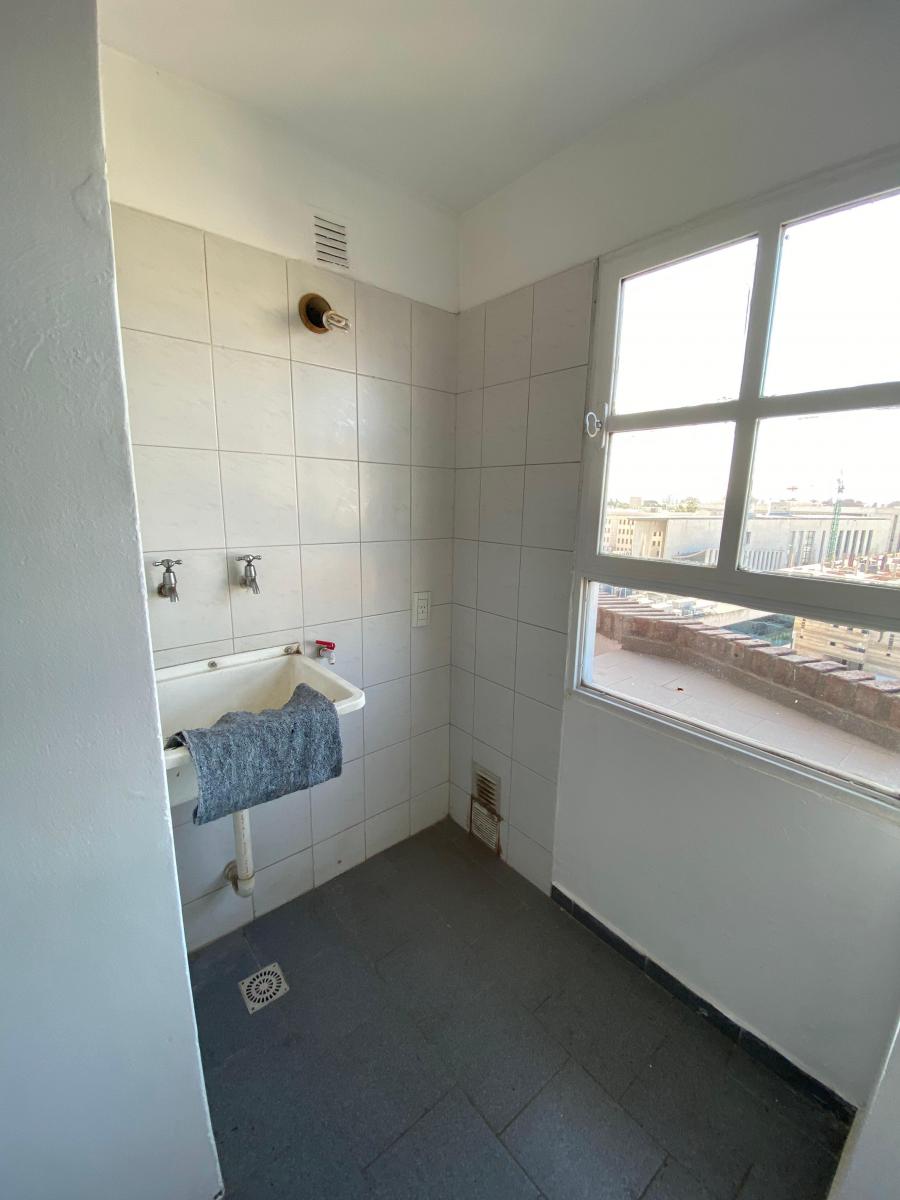 Vendo Departamento 3 Dorm. Av Peyrredón 619 3
