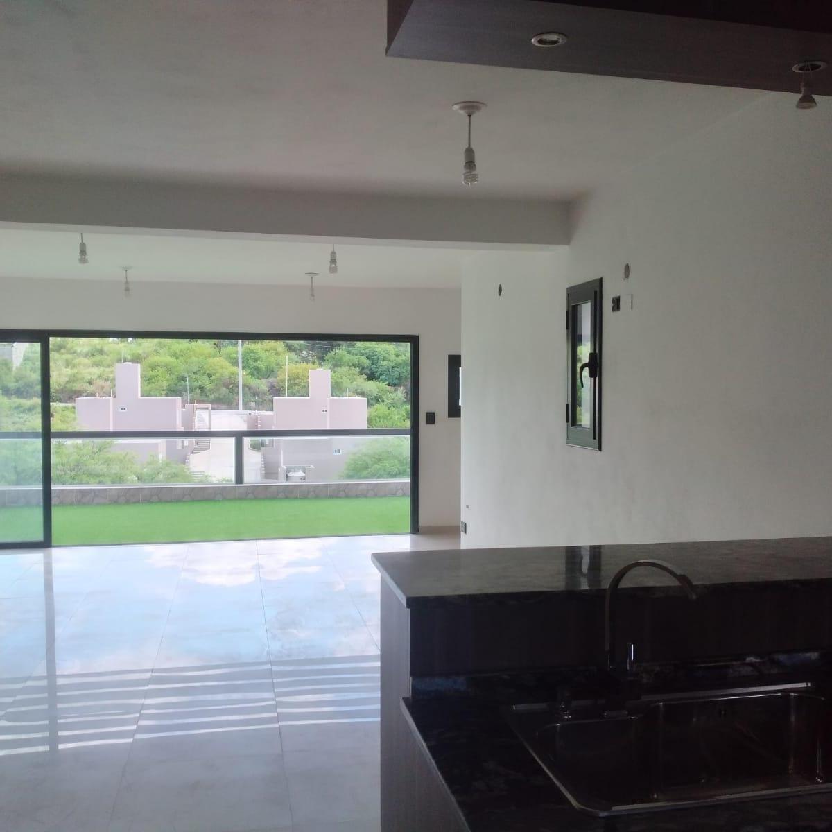 Vendo en Cuesta Colorada - La Calera 3 Dorm. 1