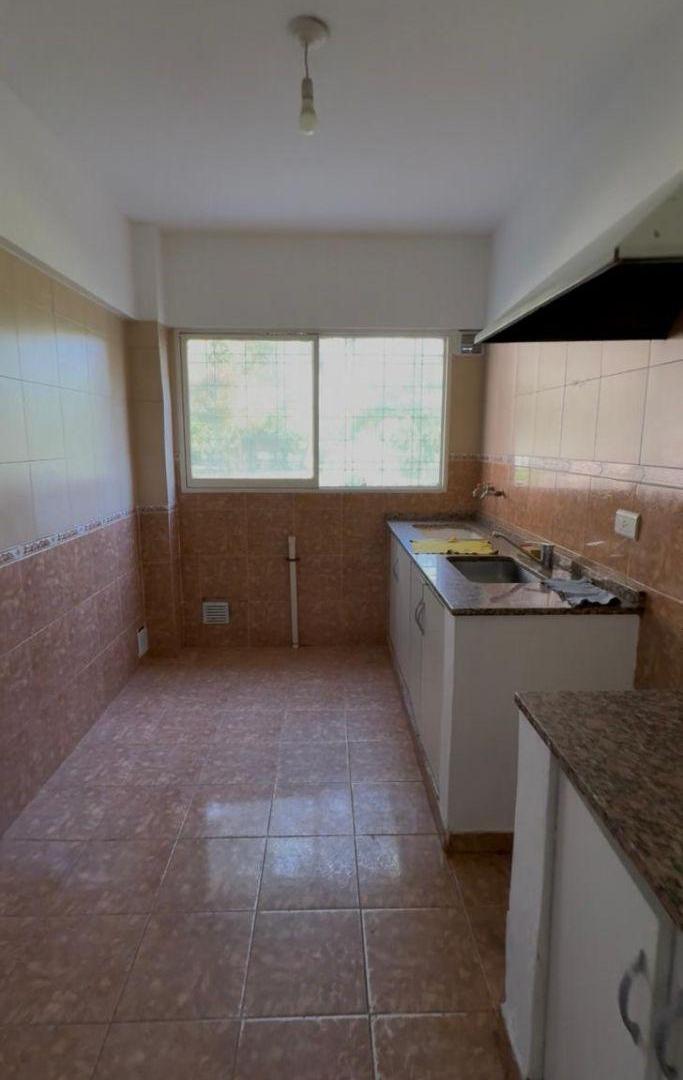 Foto de Vendo Dpto 3 dorm - Cochera B° Sta. Isabel III Secc., imagen 5