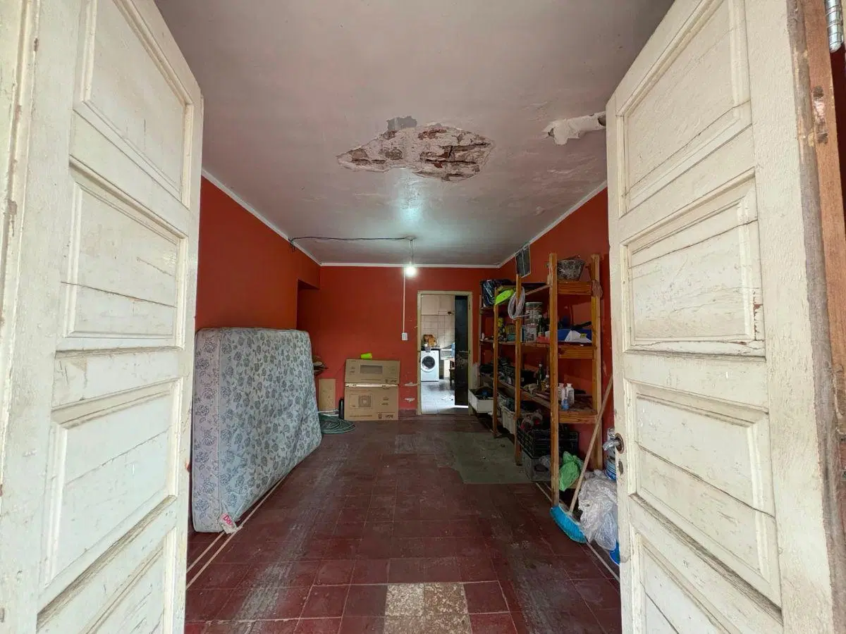Vendo dos Locales + Dpto 1 dormitorio 1