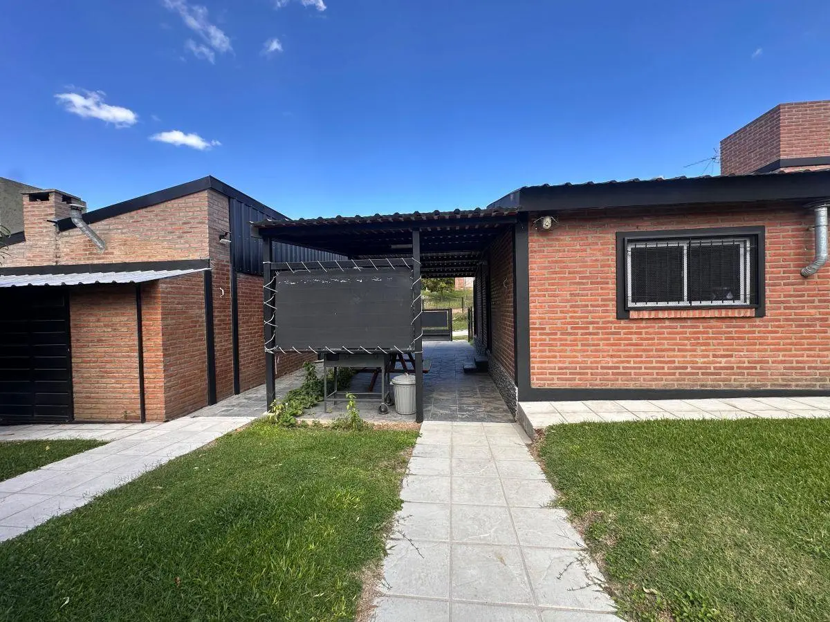 Oportunidad Venta de Complejo en Icho Cruz Sierras. Ideal Renta. 3