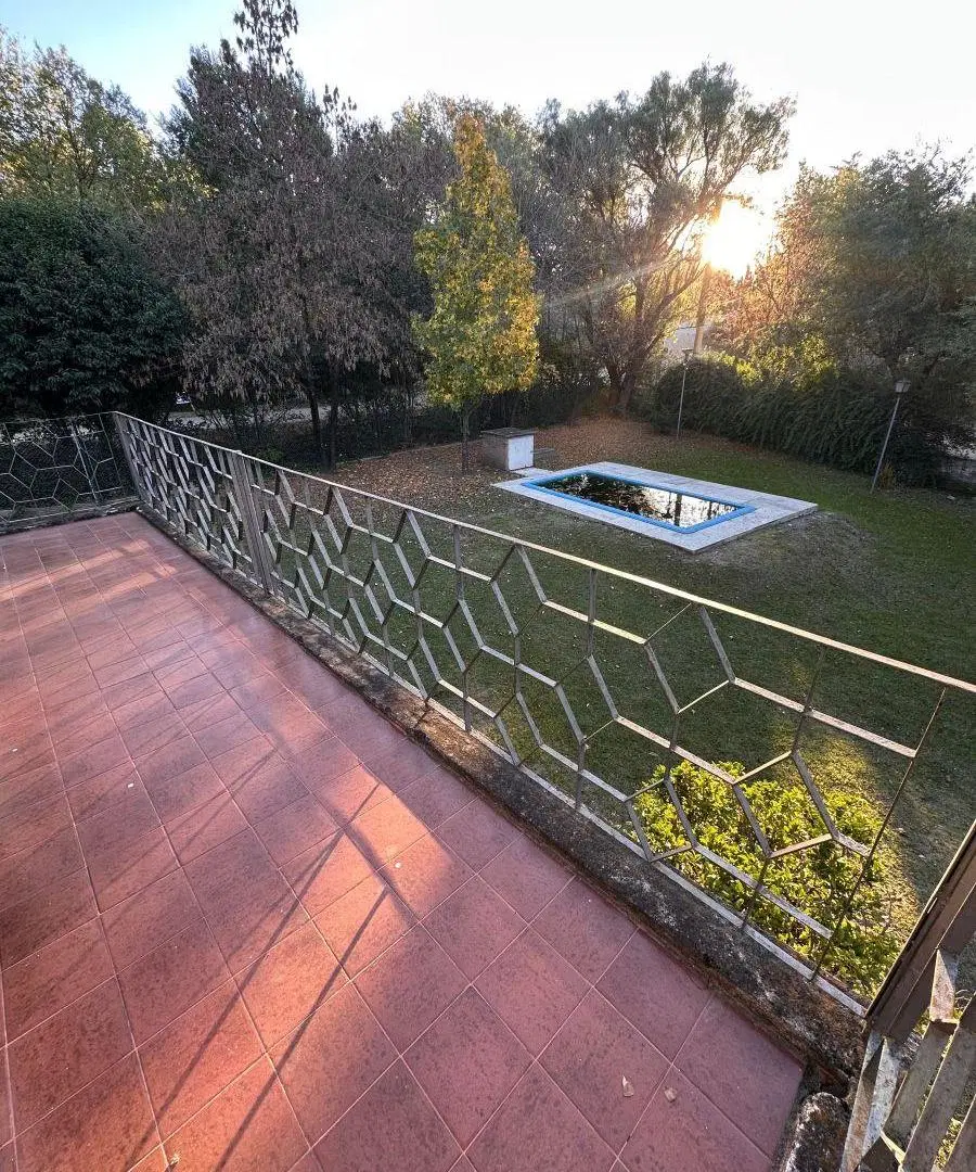 Venta de propiedad en Icho Cruz con piscina. 3 Dormitorios. 3