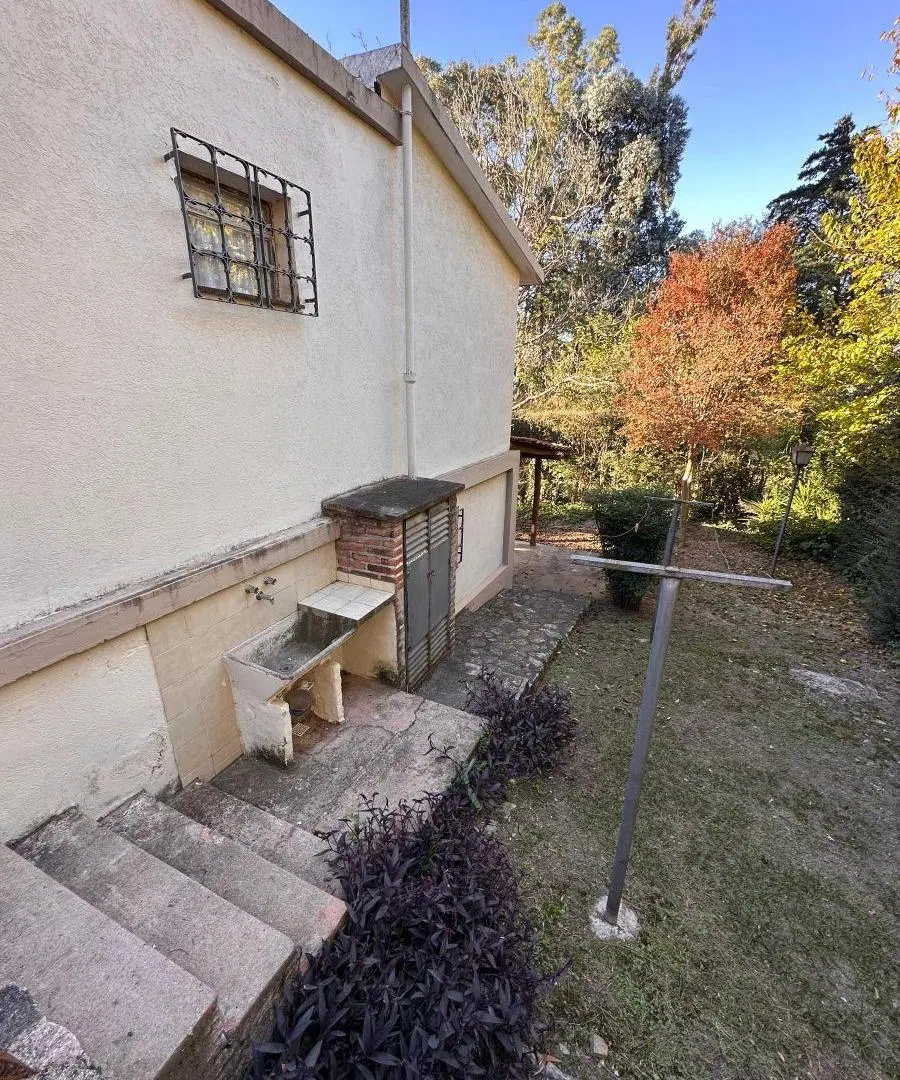 Venta de propiedad en Icho Cruz con piscina. 3 Dormitorios. 8