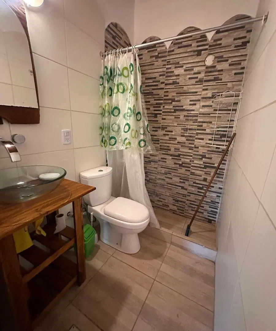 Venta casa en Cuesta Blanca a 250 metros del río. 5
