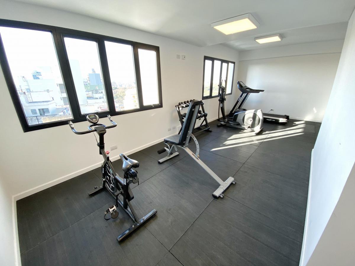 Departamento 3 Ambientes con Parrilla y Cochera - Venta Directa 5