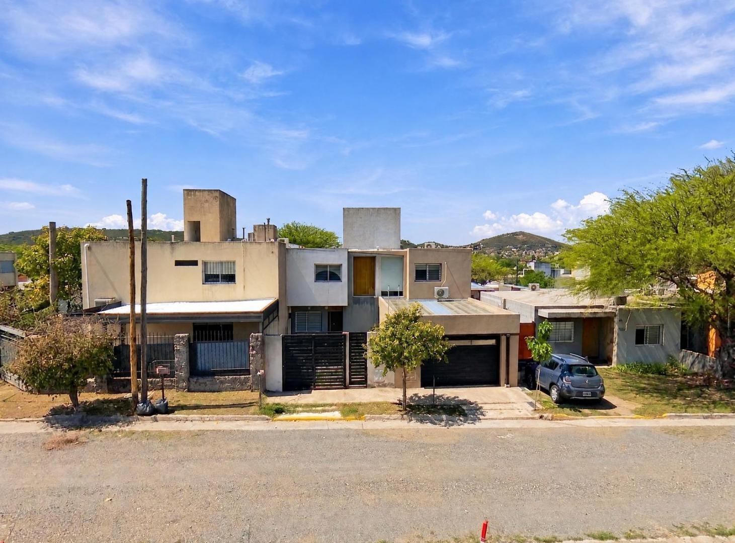 Foto de Duplex Apto Credito B° Villa Paraiso, imagen 1