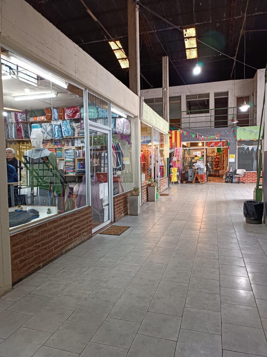 Galpón en Centro Comunitario de Compras 5