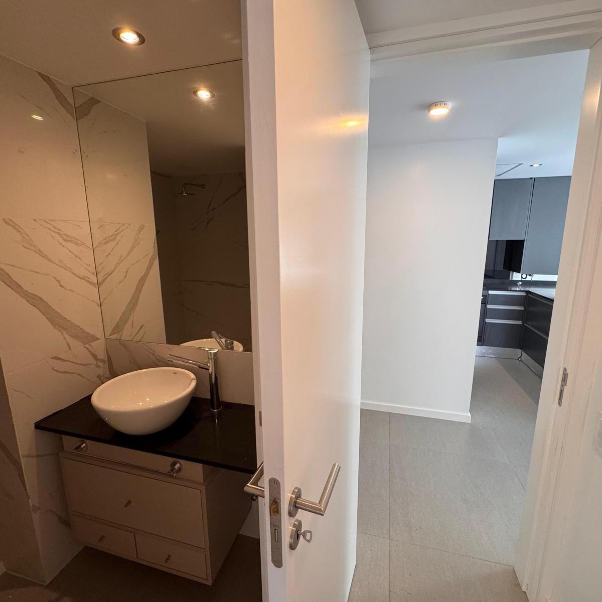 Departamento en venta de 3 Ambientes | Zona Playa Varese.