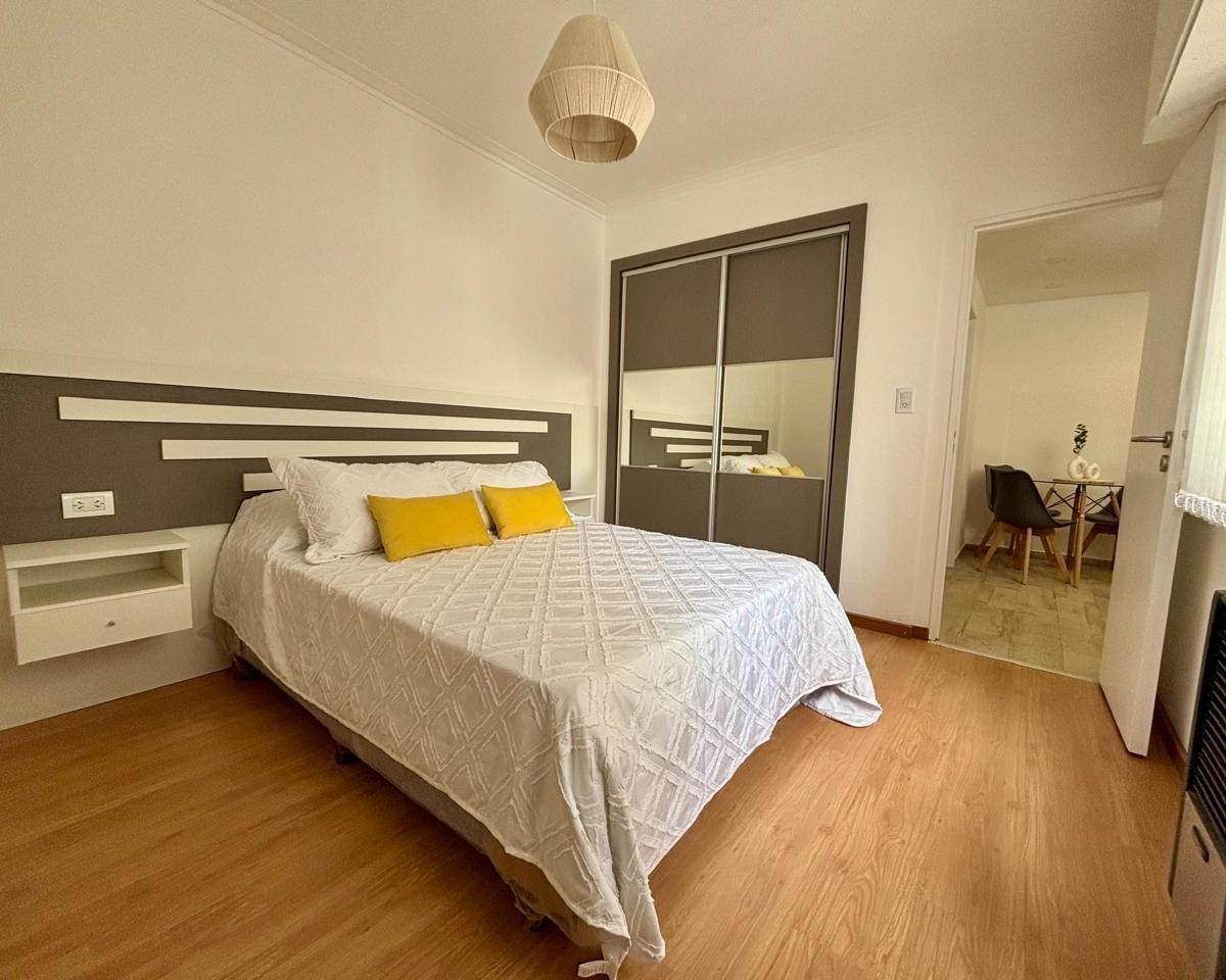 Departamento en Plaza Colon 3