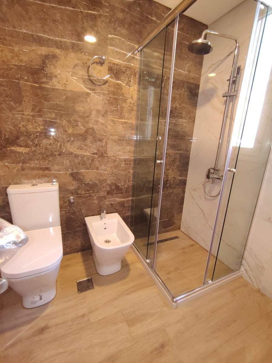 Semi piso a la venta a estrenar. Zona La Perla.
