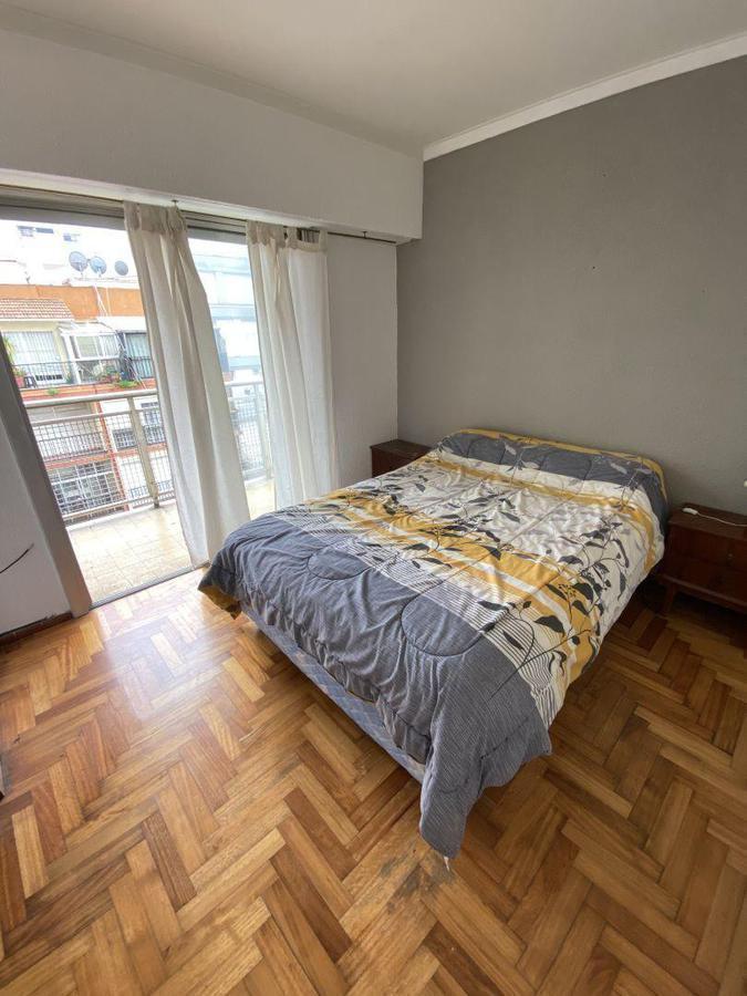 Alquiler temporada 2025/2026 - Dos ambientes con balcon y cochera. Edificio Maral