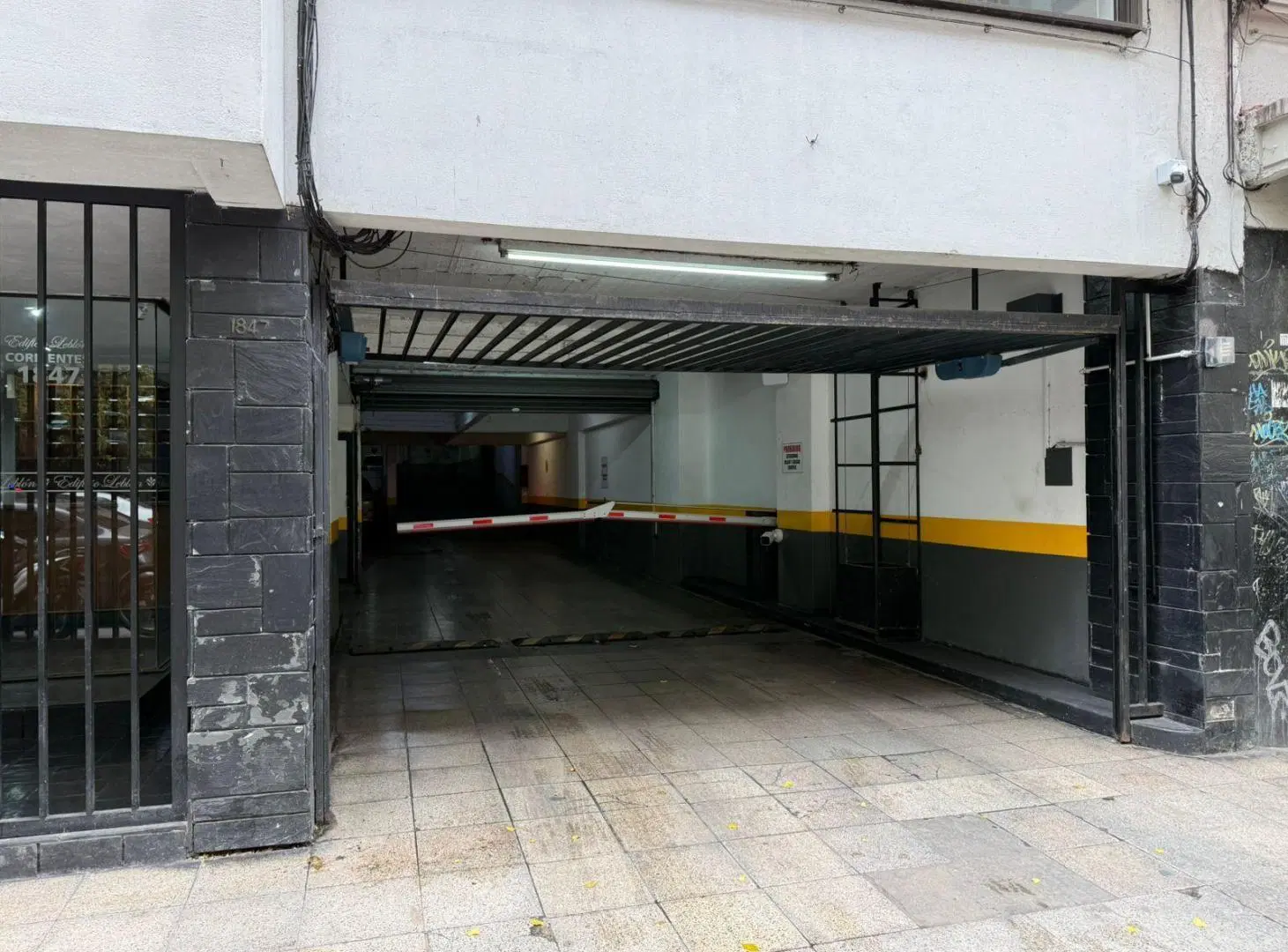 Cochera en alquiler mensual zona centro Mar del Plata 2