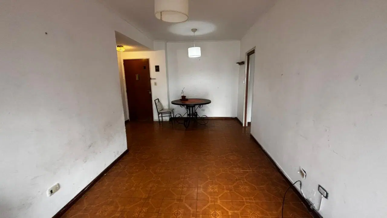 2 Ambientes con balcón / Luminoso, Excelente ubicación 4